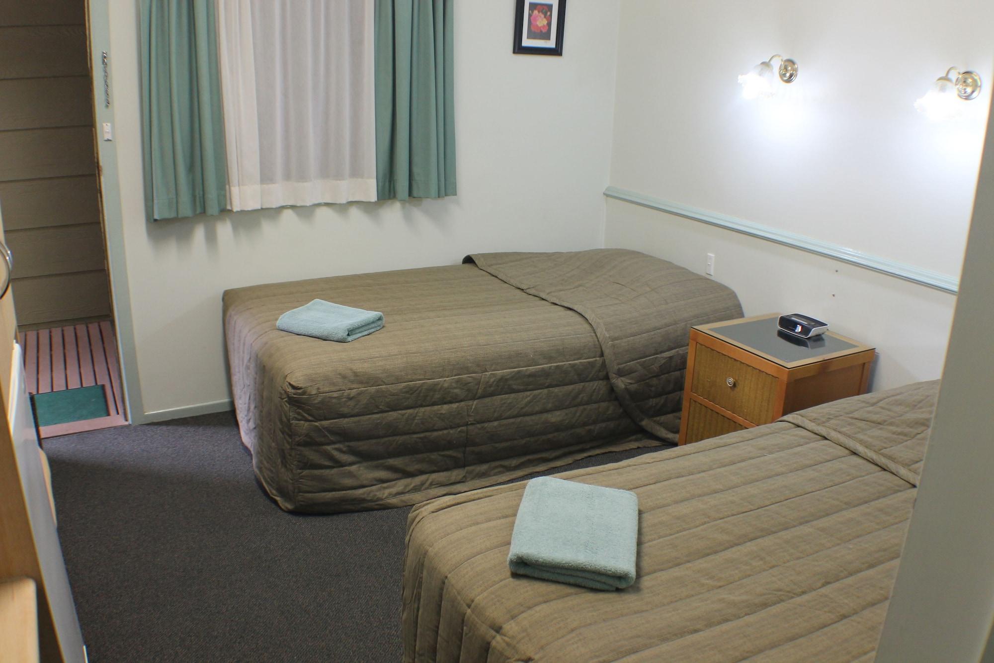 Lake Forbes Motel Buitenkant foto